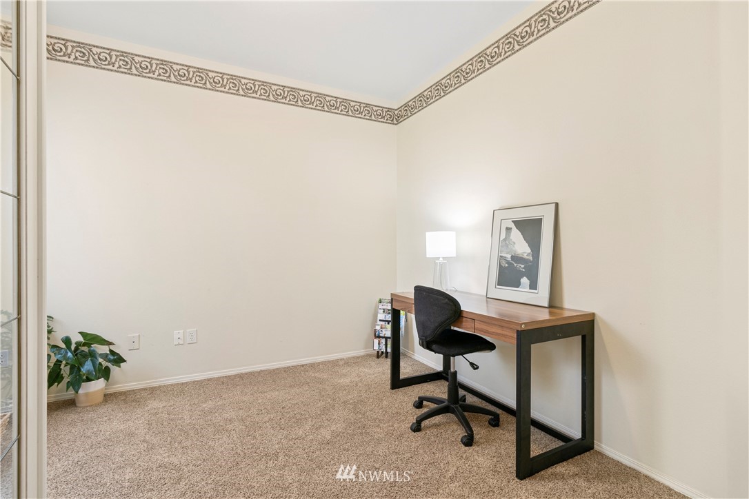 547 West Kellogg Road Bellingham, WA 98226 - Photo 12 of 22 Gallery Image 12