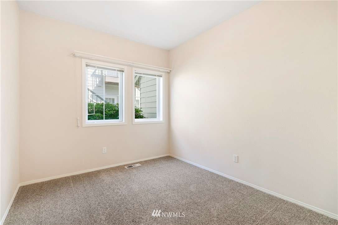 547 West Kellogg Road Bellingham, WA 98226 - Photo 18 of 22 Gallery Image 18