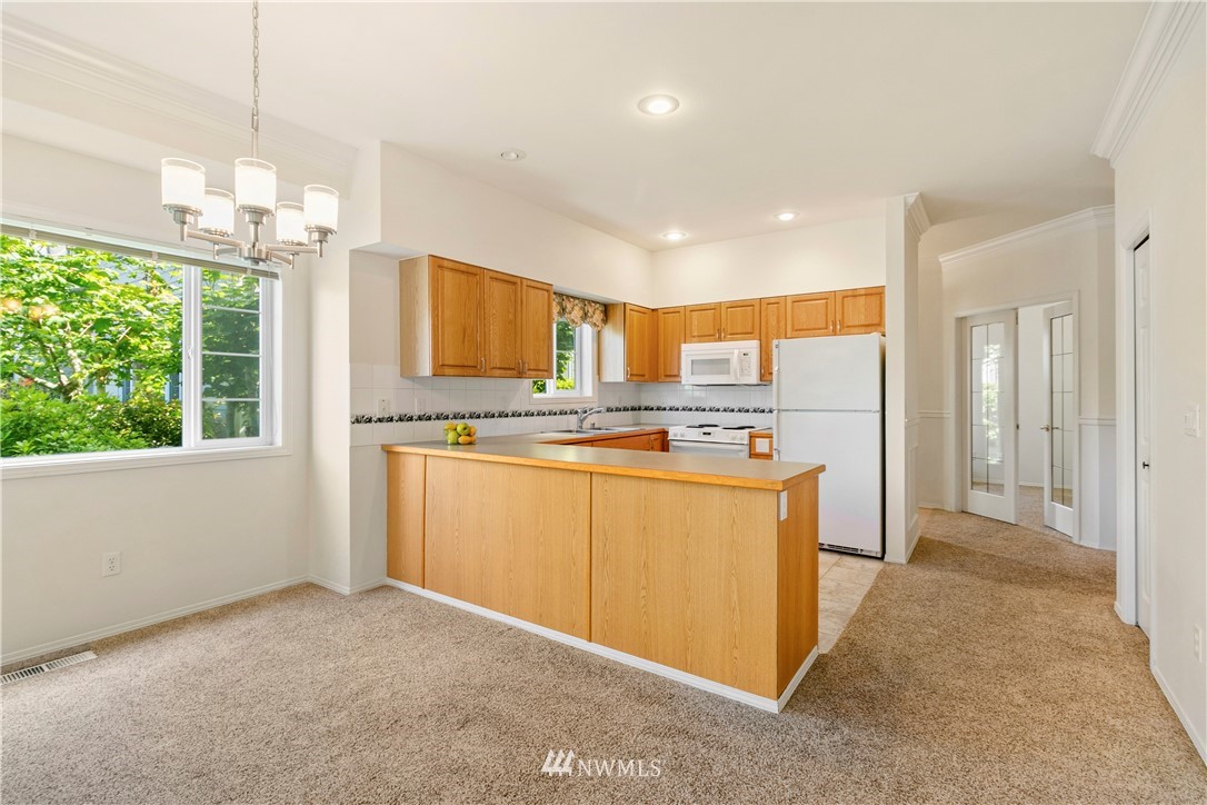 547 West Kellogg Road Bellingham, WA 98226 - Photo 9 of 22 Gallery Image 9