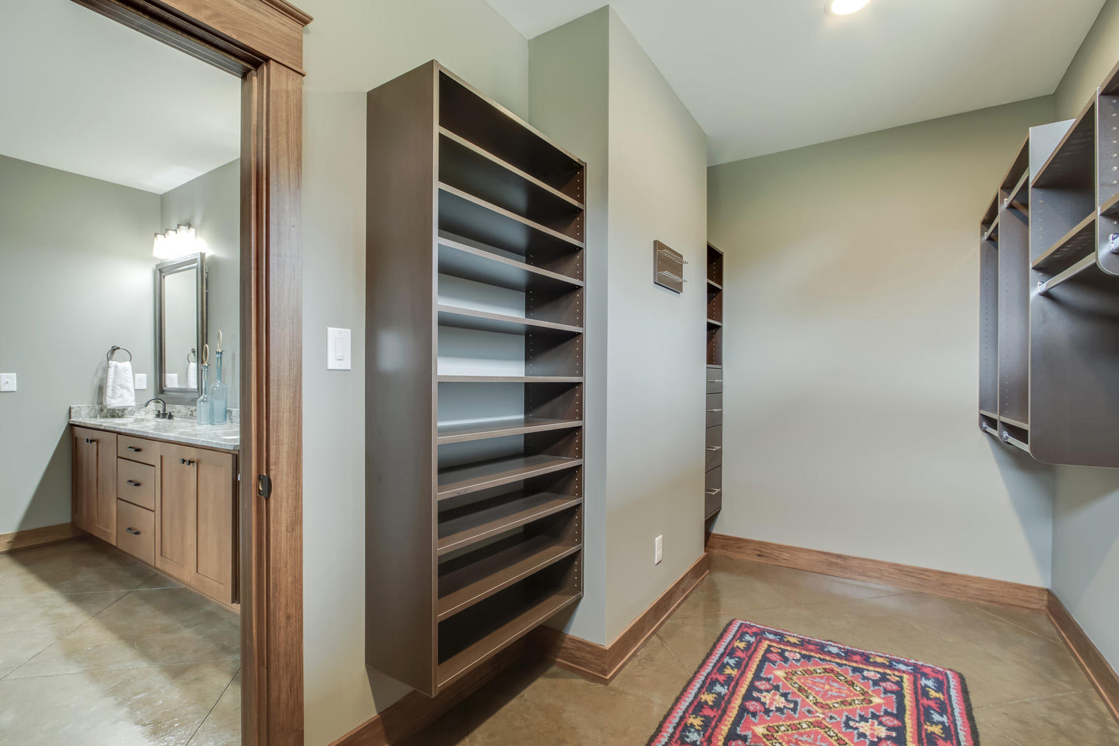 5410 Maple Hill Road Loudon, TN 37774 - Photo 24 of 40 24_MapleHillRoad_5410_MasterCloset