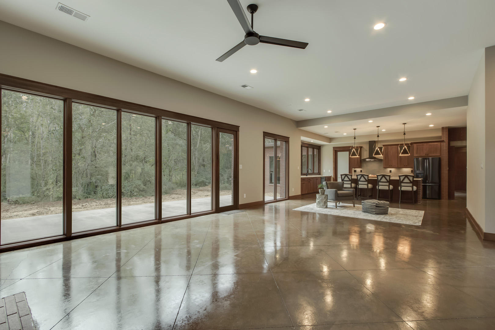 5410 Maple Hill Road Loudon, TN 37774 - Photo 7 of 40 07_MapleHillRoad_5410_GreatRoom04