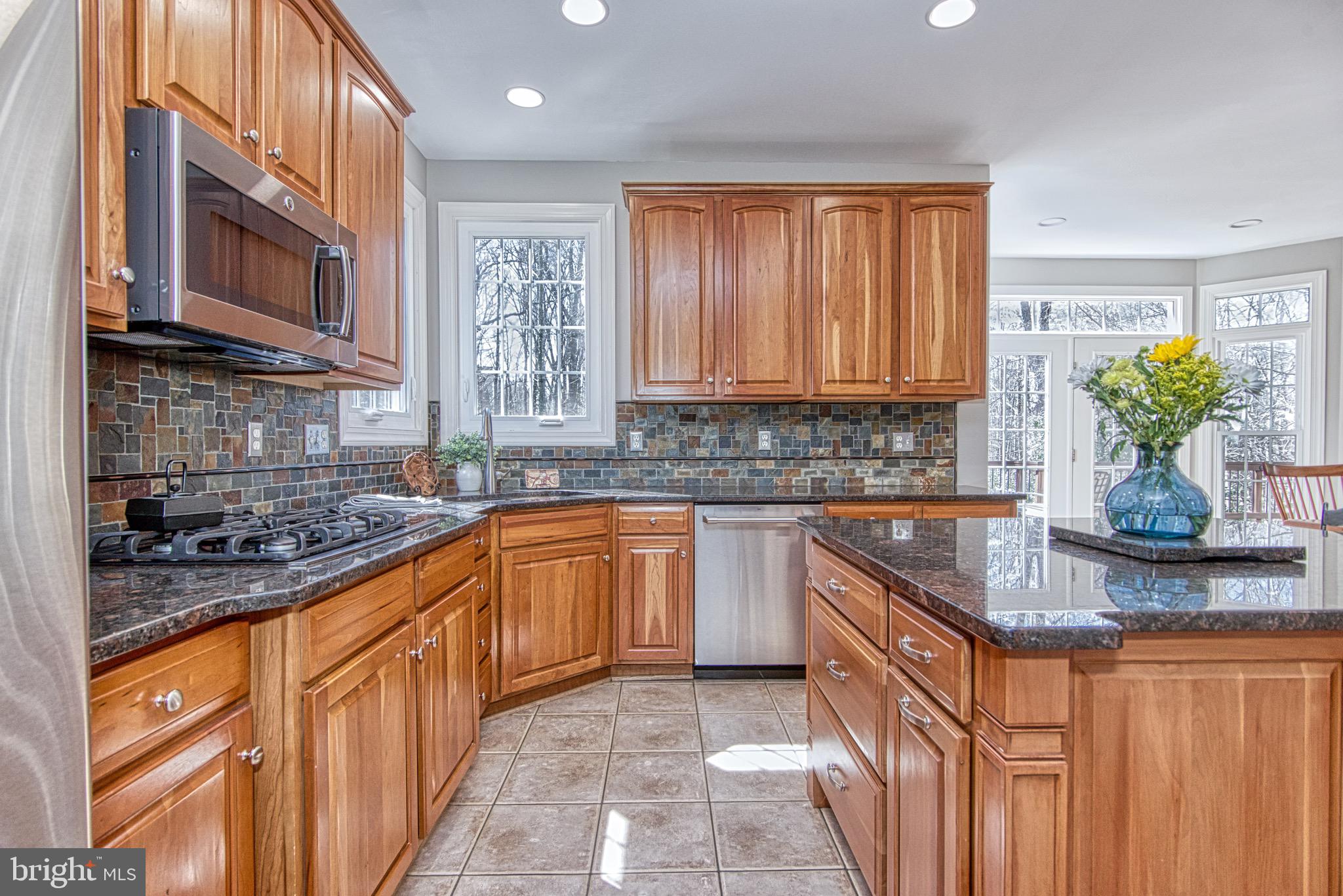 7437 Spring Summit Road Springfield, VA 22150 - Photo 18 of 71