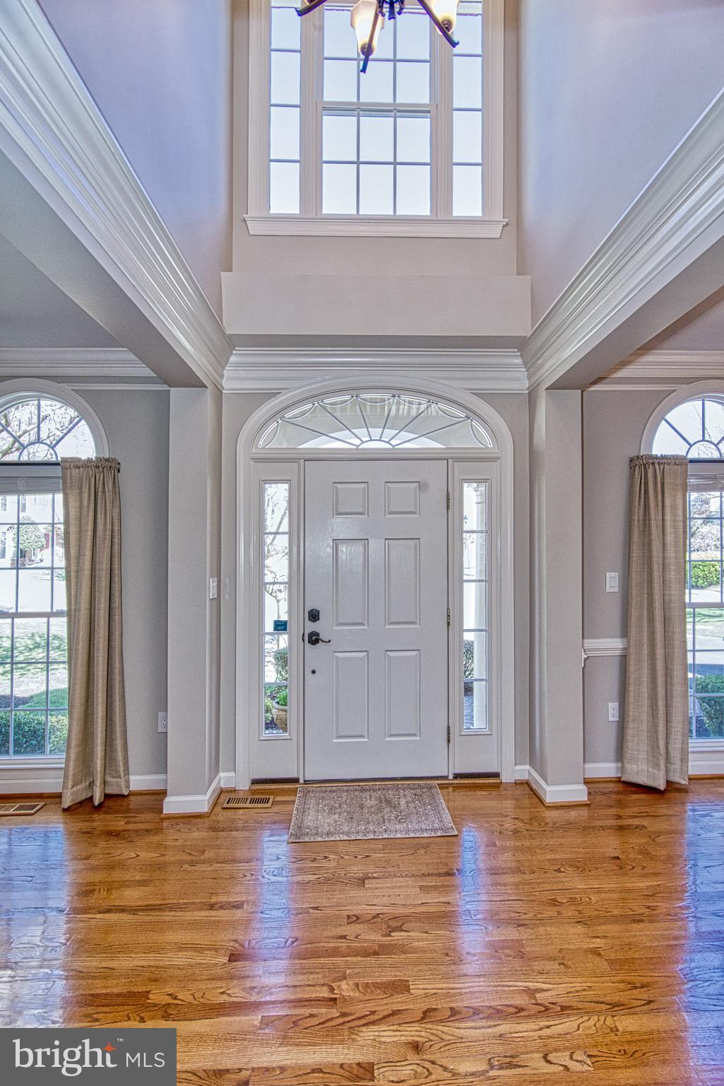 7437 Spring Summit Road Springfield, VA 22150 - Photo 5 of 71