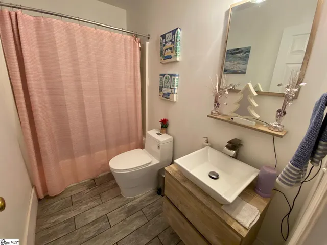 $320,000 | 427 Hamilton Parkway, Easley, SC 29642