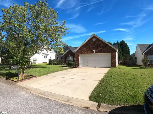 $320,000 | 427 Hamilton Parkway, Easley, SC 29642