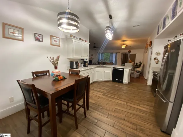 $320,000 | 427 Hamilton Parkway, Easley, SC 29642