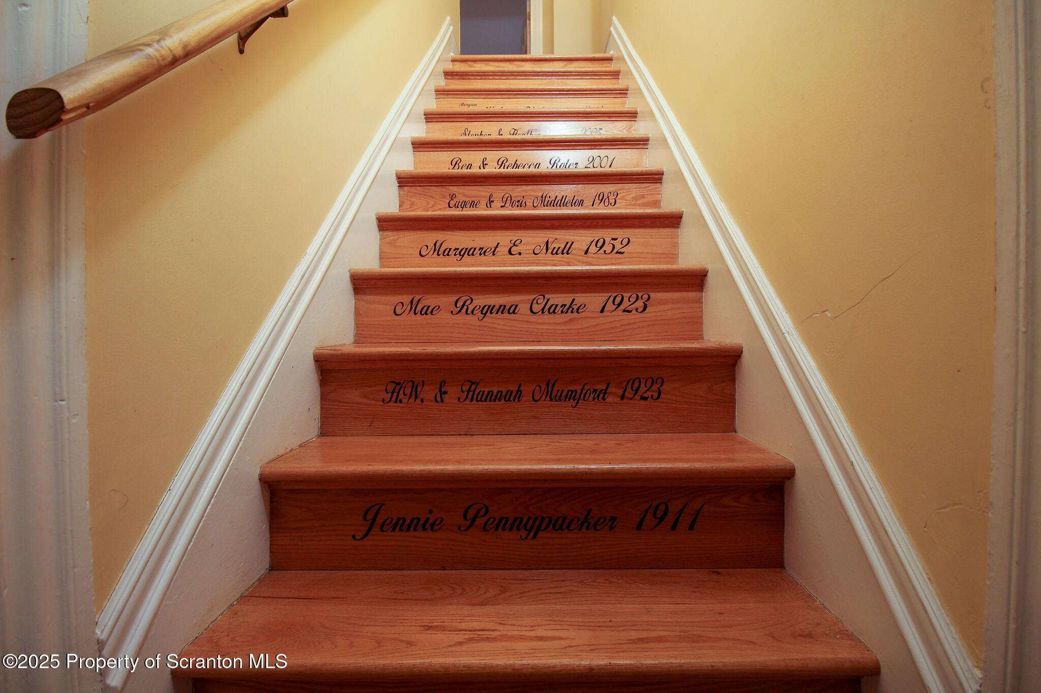 525 North Abington Road Clarks Summit, PA 18411 - Photo 26 of 61 a view of entryway