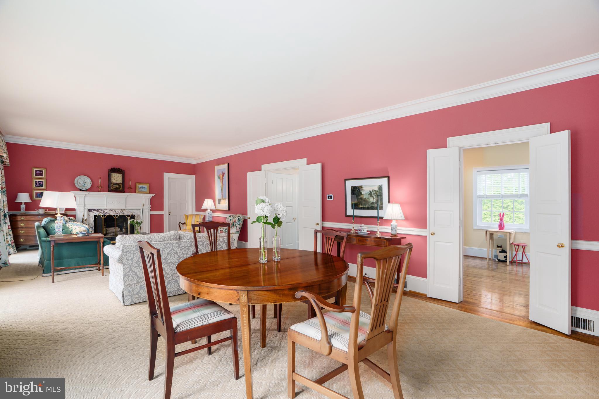 4 Farview Road Baltimore, MD 21212 - Photo 16 of 65 Dining area w/ French doors to patio.