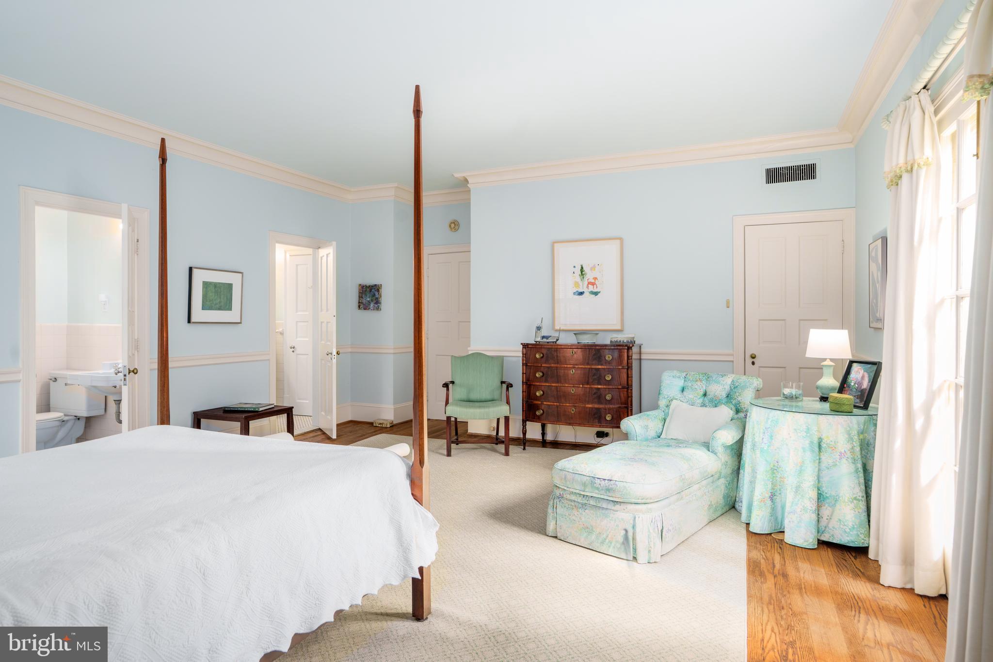 4 Farview Road Baltimore, MD 21212 - Photo 30 of 65 Wonderfully spacious Primary bedroom