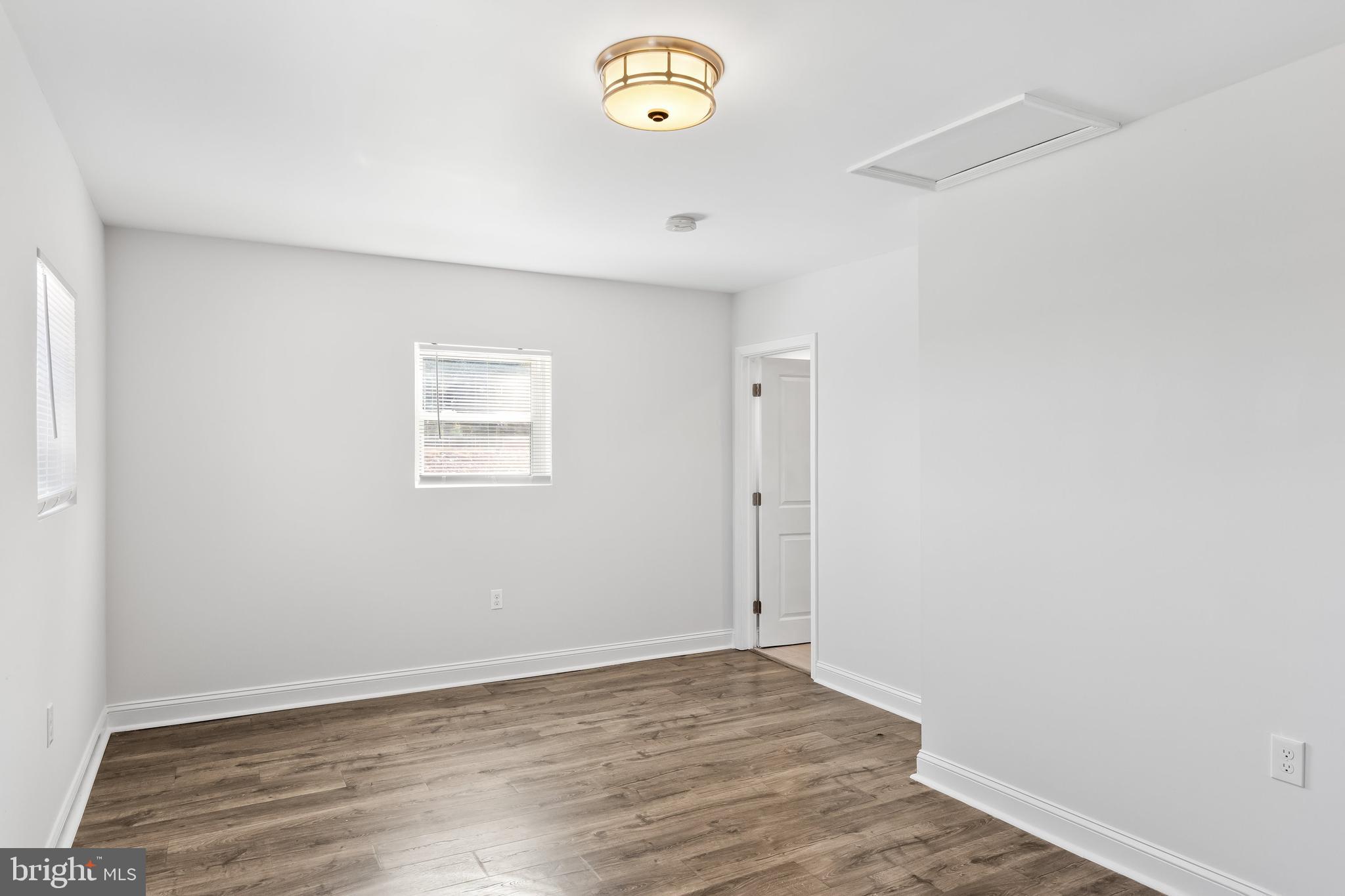 8 Lakeside Drive Medford, NJ 08055 - Photo 17 of 53 BEDROOM 2 WITH CONNECTED BATH