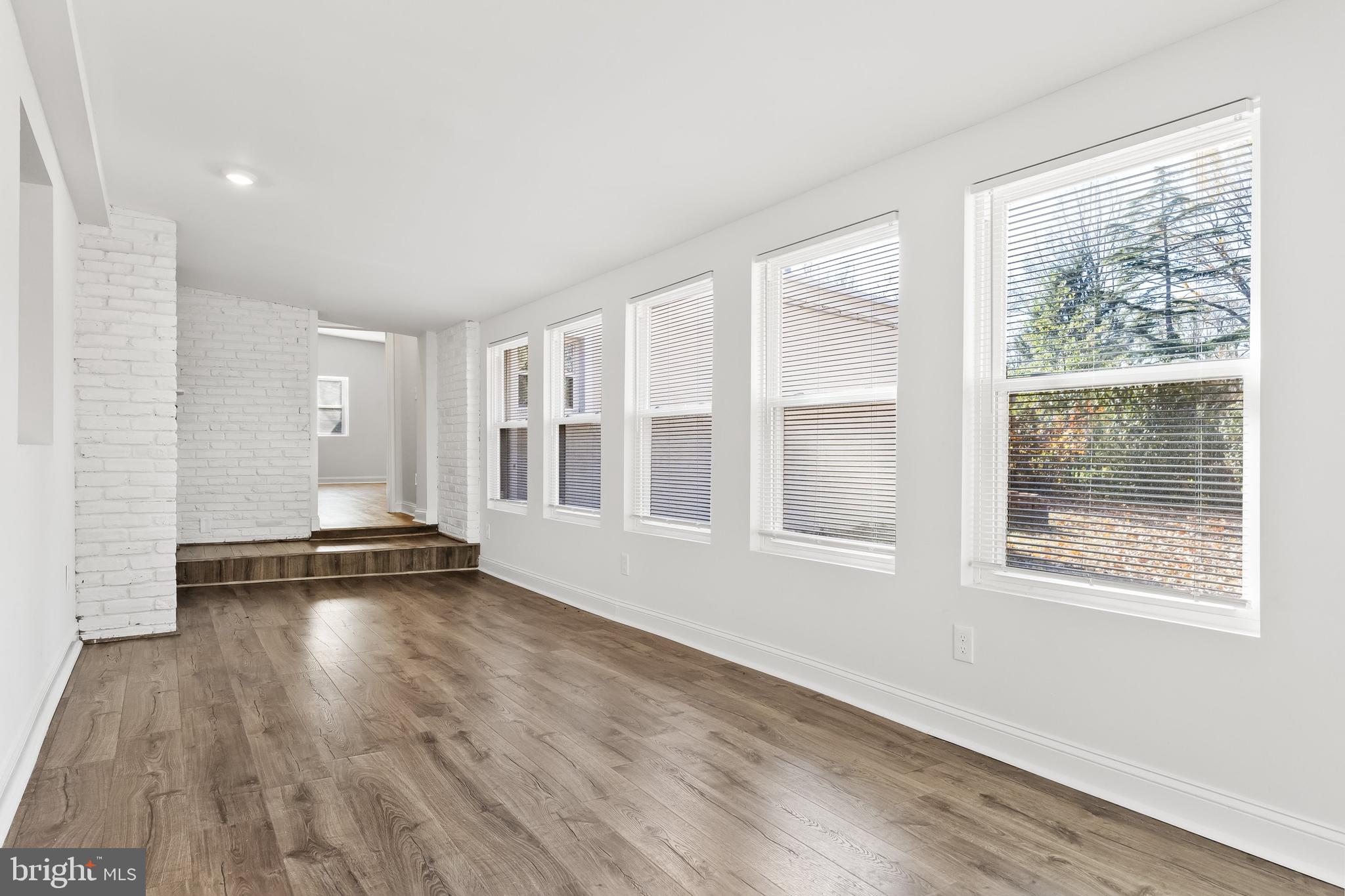 8 Lakeside Drive Medford, NJ 08055 - Photo 23 of 53 ALL SEASON ROOM/SITTING ROOM