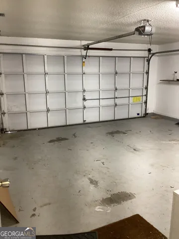 a view of a garage