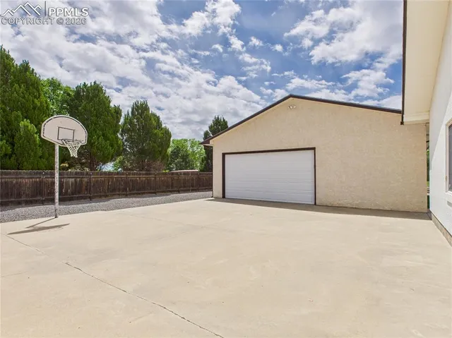 $559,900 | 32006 Ford Road, Pueblo, CO 81006