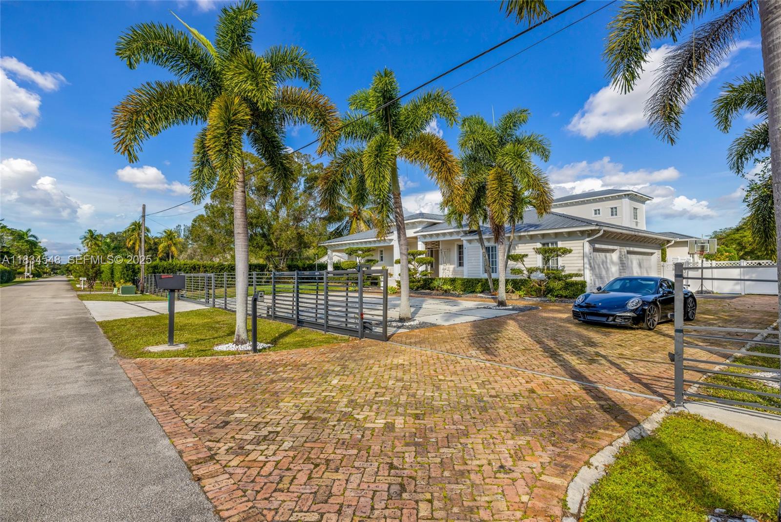 16701 Southwest 49th Street Southwest Ranches, FL 33331 - Photo 8 of 56