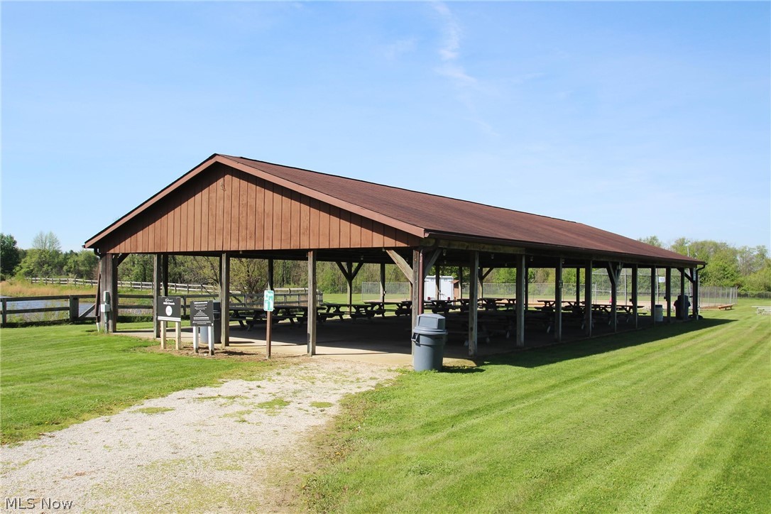 5735 Lafayette Road Medina, OH 44256 - Photo 3 of 6