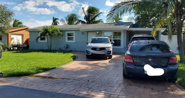 $3,500 | 4154 Southwest 49th Street, Dania Beach, FL 33314