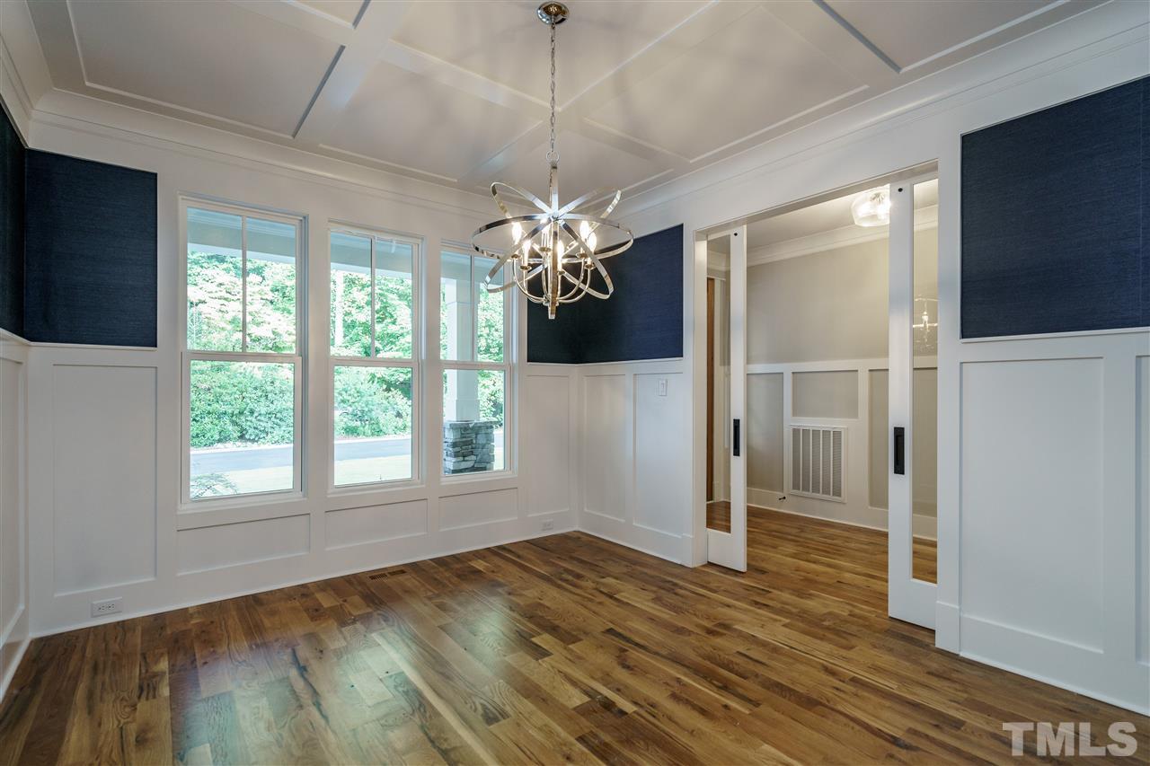 2708 Manning Place Raleigh, NC 27608 - Photo 3 of 30