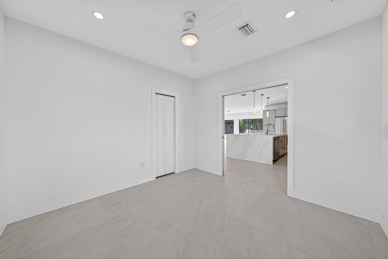 1004 Avon Road West Palm Beach, FL 33401 - Photo 35 of 45 021-1004AvonRoad-WestPalmBeach-FL-33401-