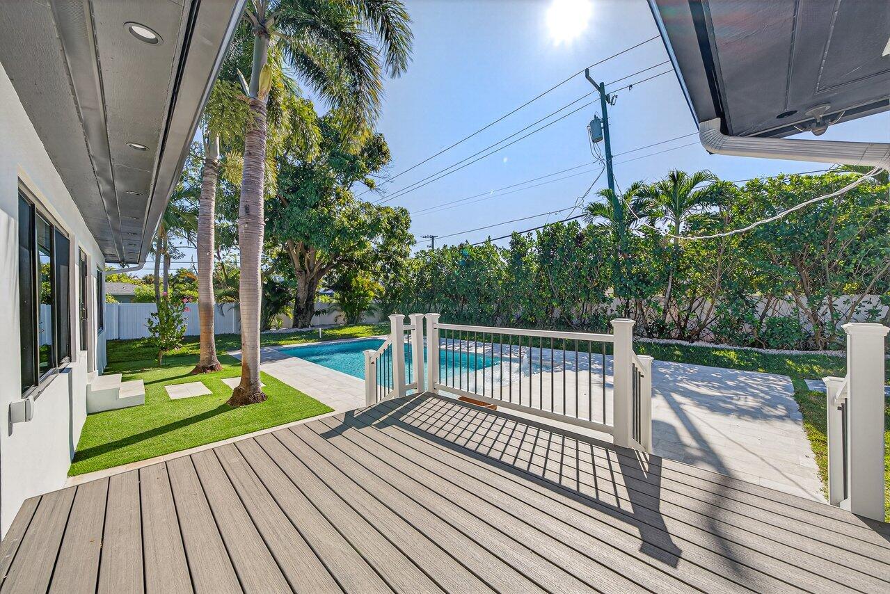 1004 Avon Road West Palm Beach, FL 33401 - Photo 43 of 45 036-1004AvonRoad-WestPalmBeach-FL-33401-