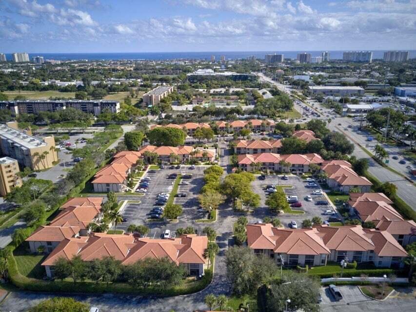 400 Club Circle, Unit 101 Boca Raton, FL 33487 - Photo 40 of 47 20201227155503179143000000-o