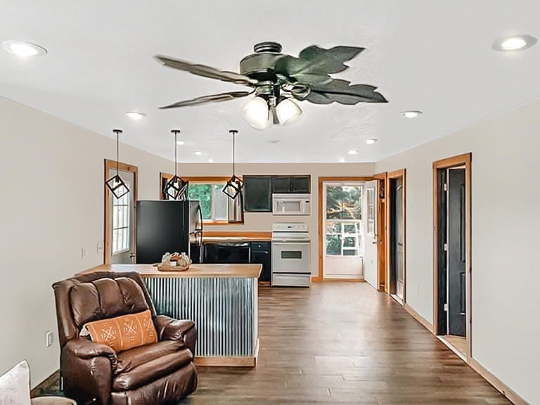 982 Boardman Road South Boardman, MI 49680 - Photo 7 of 24 Gallery Image 7