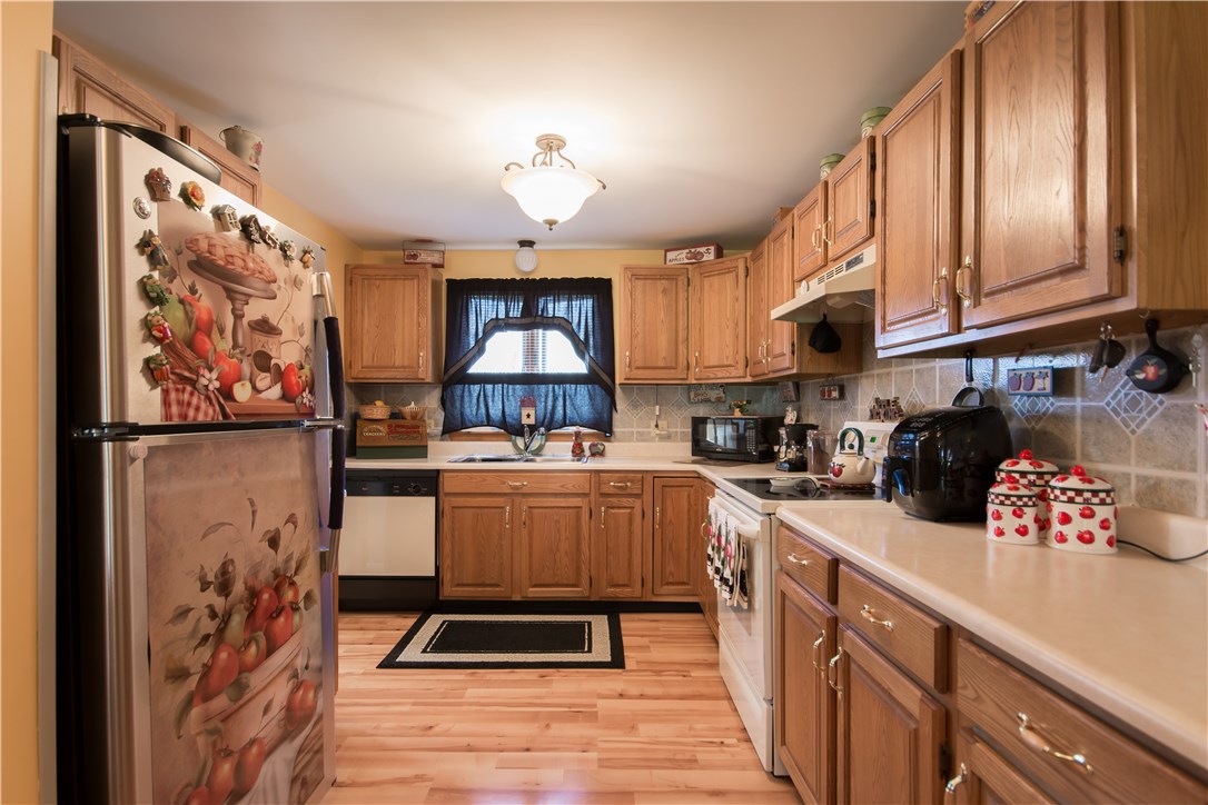 149 Fish Road Tiverton, RI 02878 - Photo 20 of 40