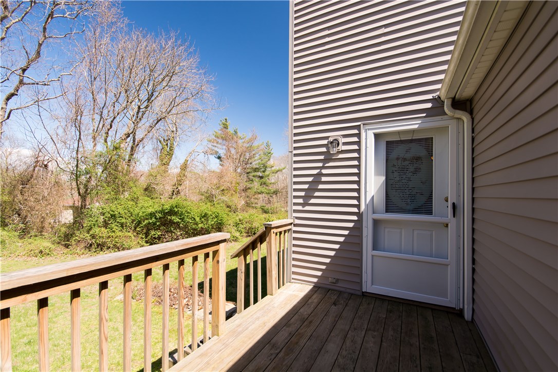 149 Fish Road Tiverton, RI 02878 - Photo 8 of 40