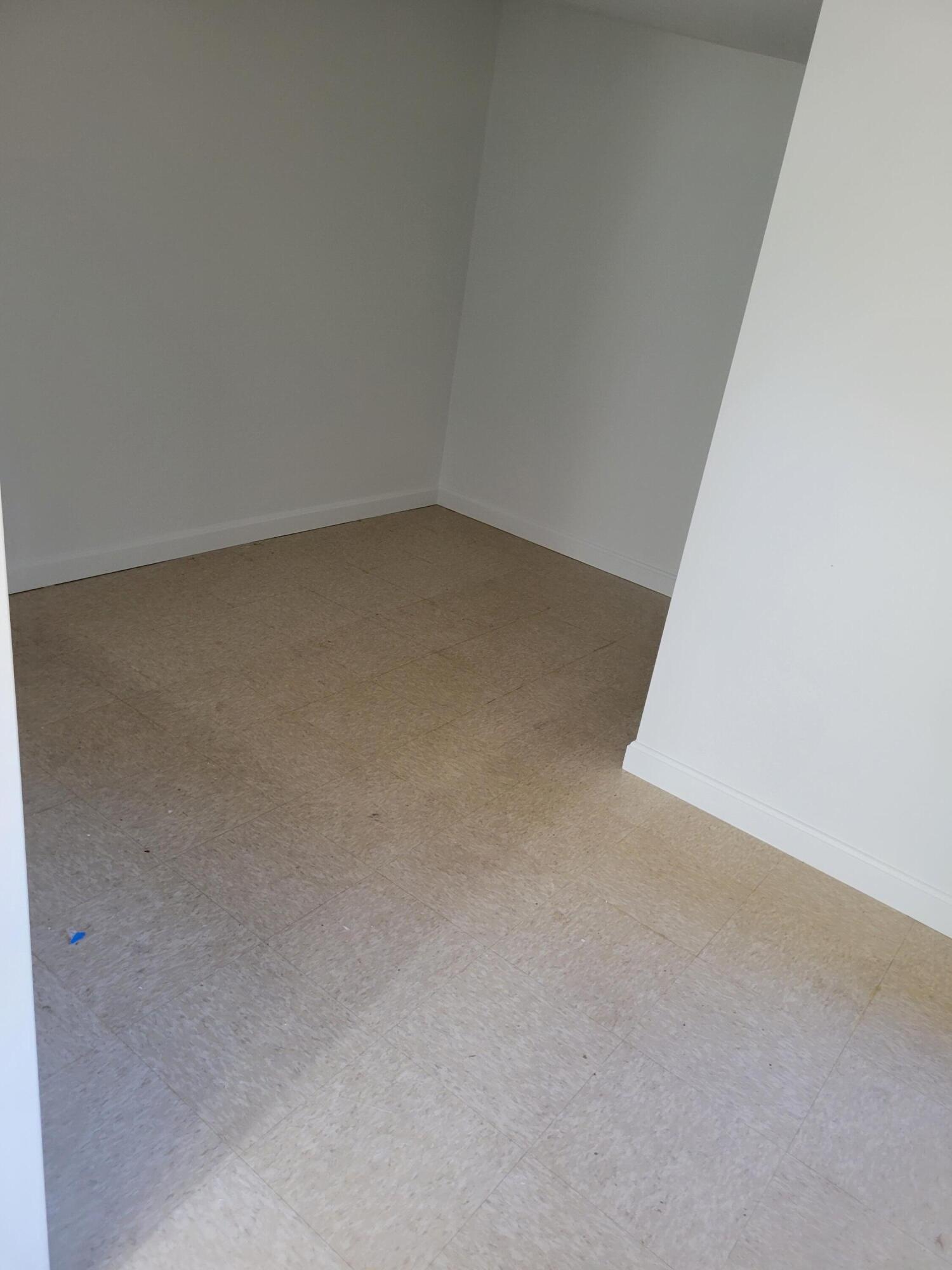 11 Old Windsor Road South China, ME 04358 - Photo 21 of 23 Bonus Room