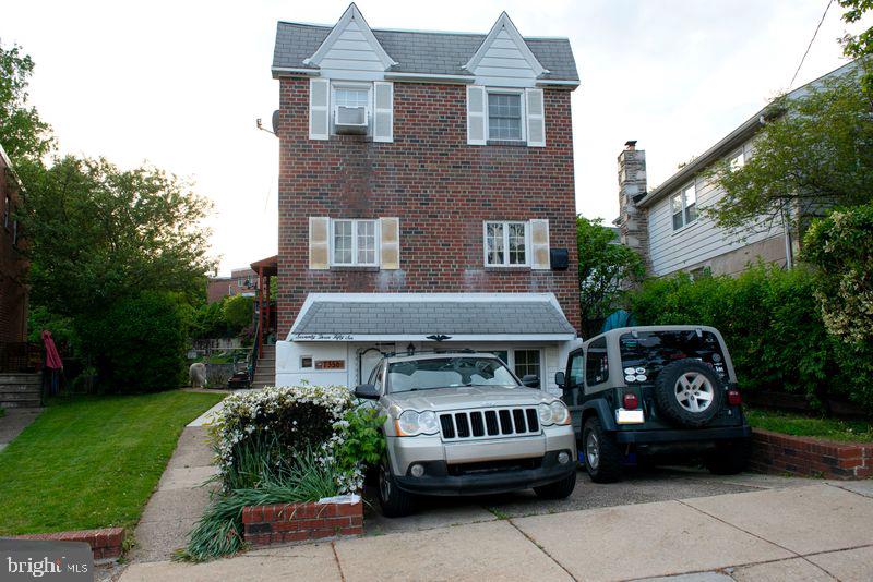 7356 Hiola Road Philadelphia, PA 19128 - Photo 1 of 13