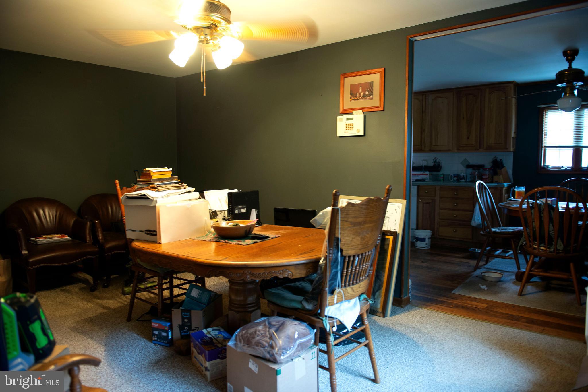 7356 Hiola Road Philadelphia, PA 19128 - Photo 4 of 13