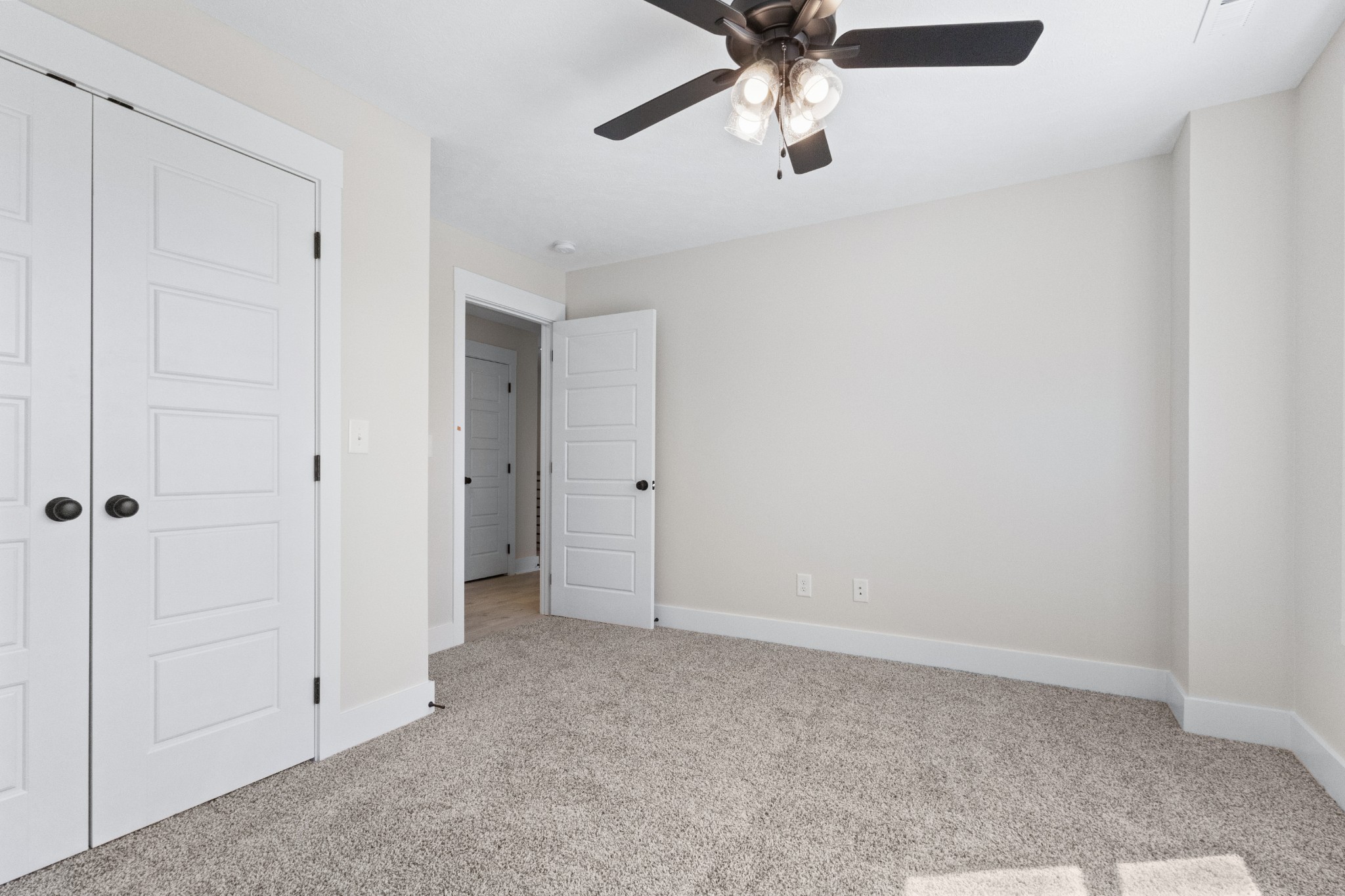 1733 Powell Road Clarksville, TN 37043 - Photo 35 of 45 Gallery Image 35