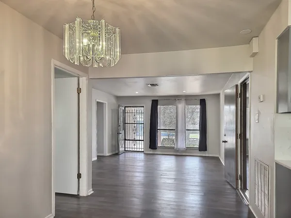 $1,650 | 108 Quail Valley Drive, Kerrville, TX 78028