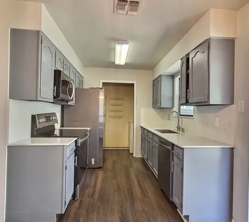 $1,650 | 108 Quail Valley Drive, Kerrville, TX 78028