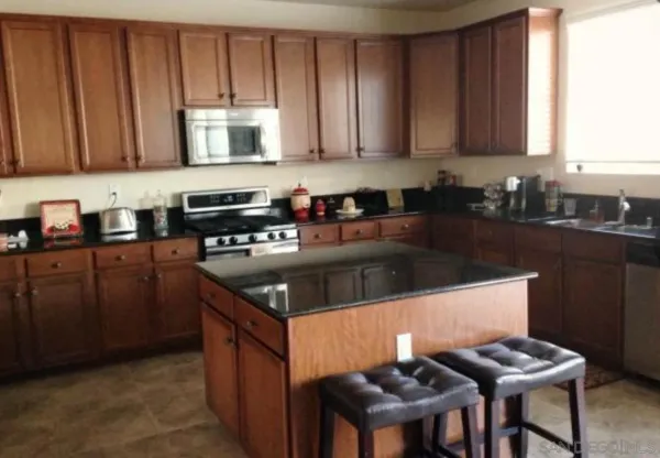 $3,600 | 29290 Fall River Lane, Menifee, CA 92584