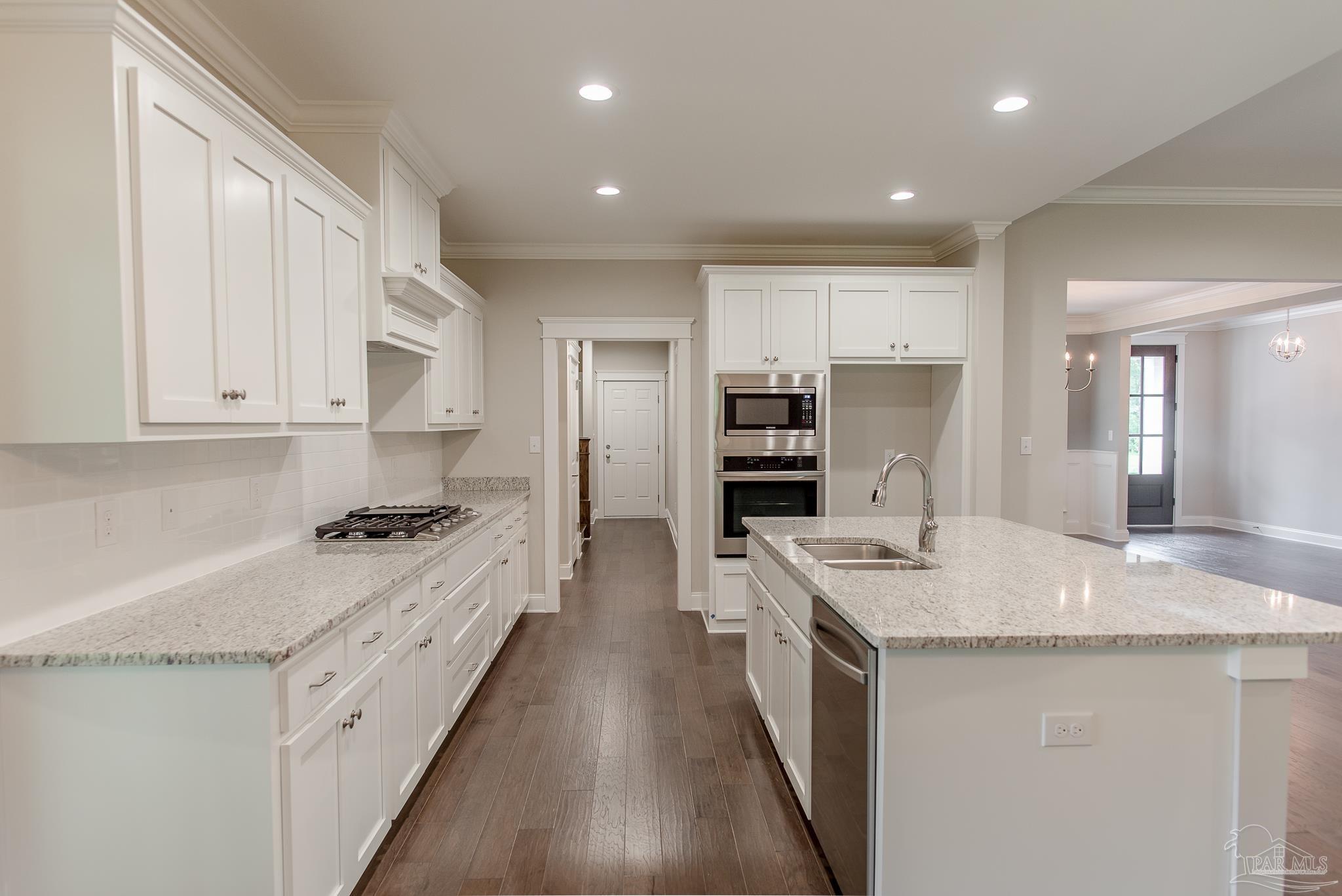 2520 Juniper Berry Circle Cantonment, FL 32533 - Photo 3 of 5