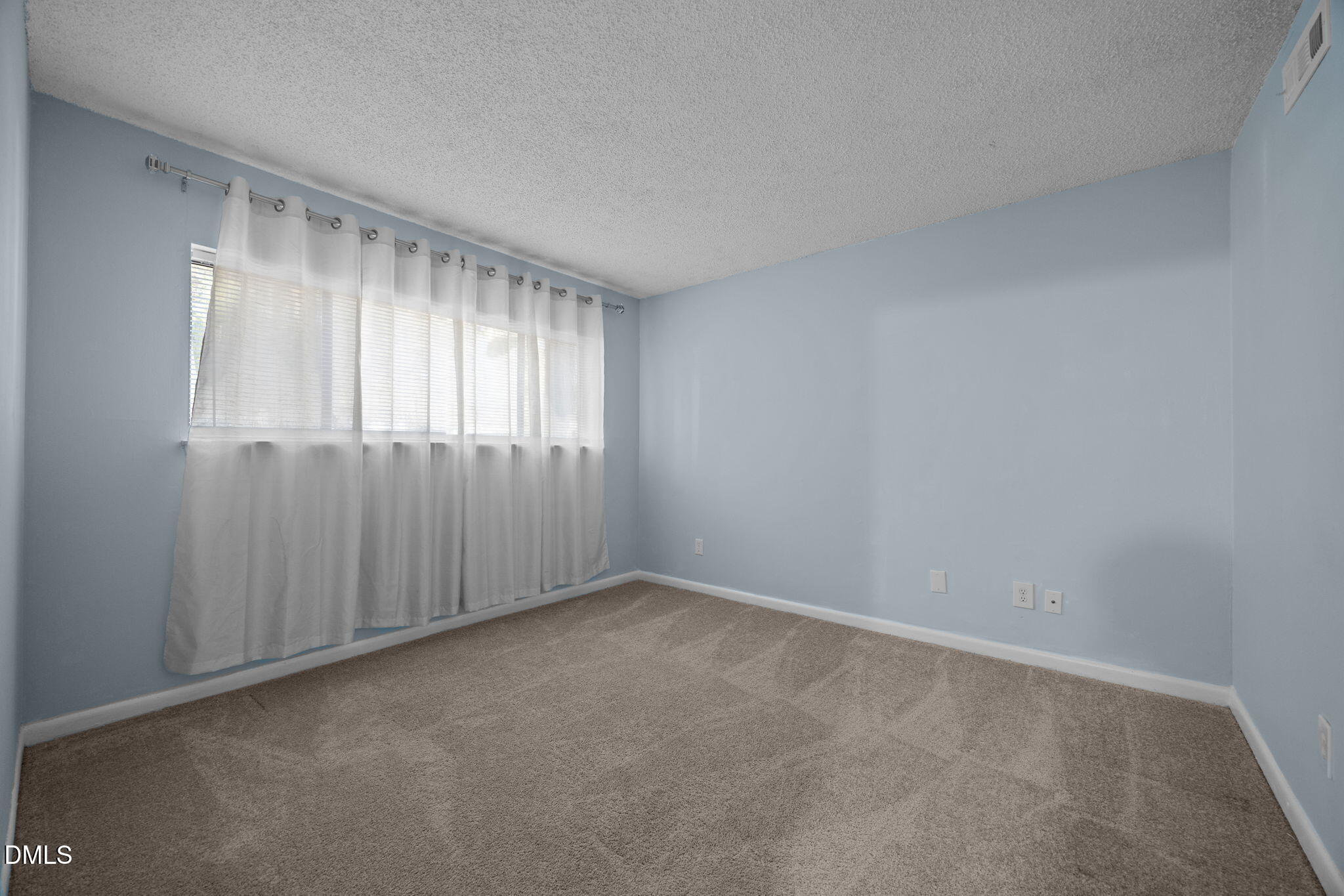 514 Pine Ridge Place Raleigh, NC 27609 - Photo 25 of 38 31-web-or-mls-IMG_4150