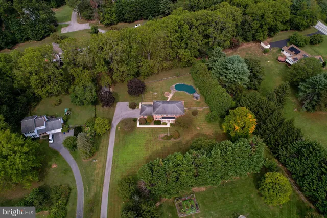 $615,000 | 7 Applewood Court, Parkton, MD 21120