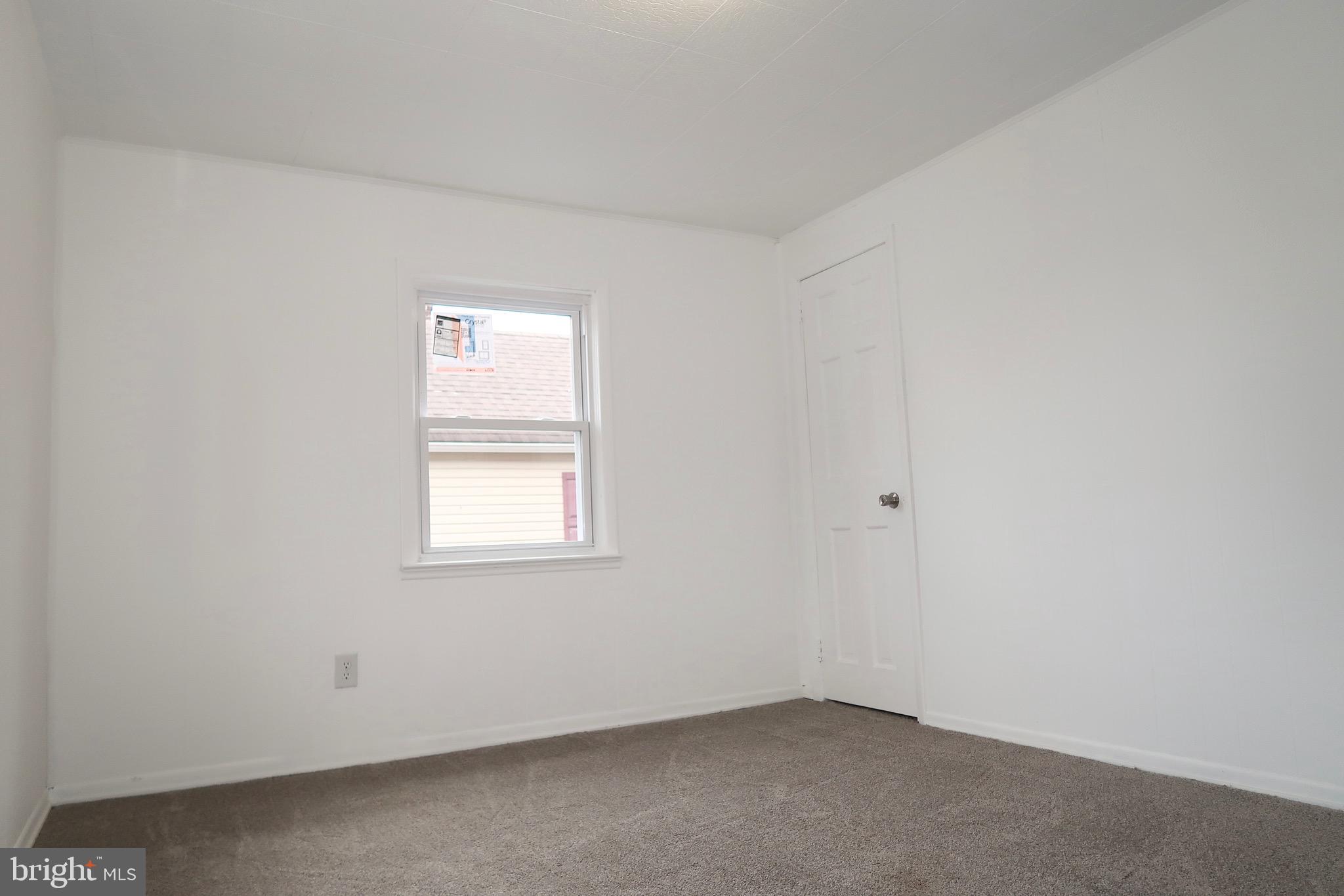 750 Oatman Street York, PA 17404 - Photo 20 of 33 an empty room with a window