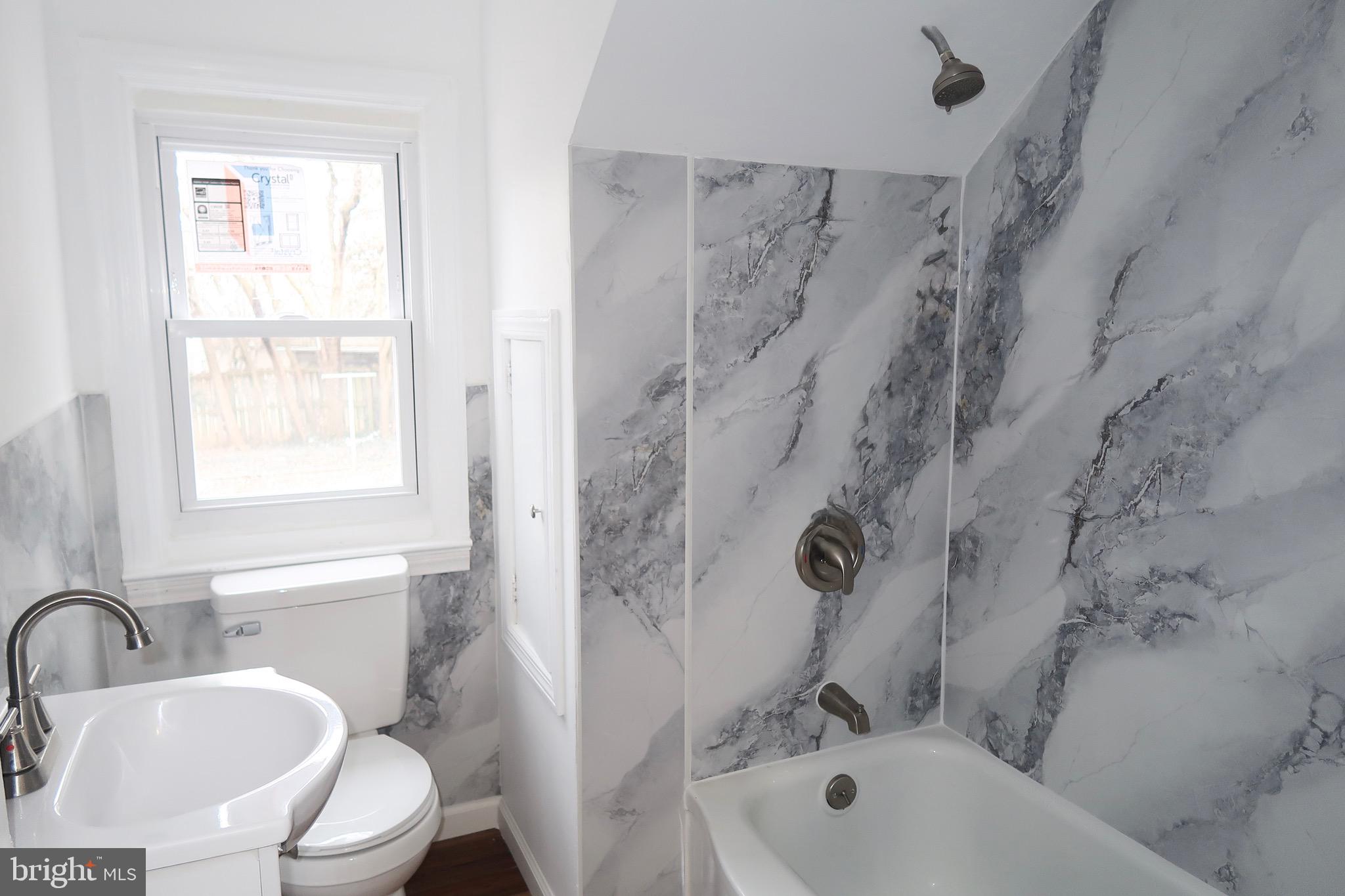 750 Oatman Street York, PA 17404 - Photo 24 of 33 a bathroom with a sink a toilet and a bathtub