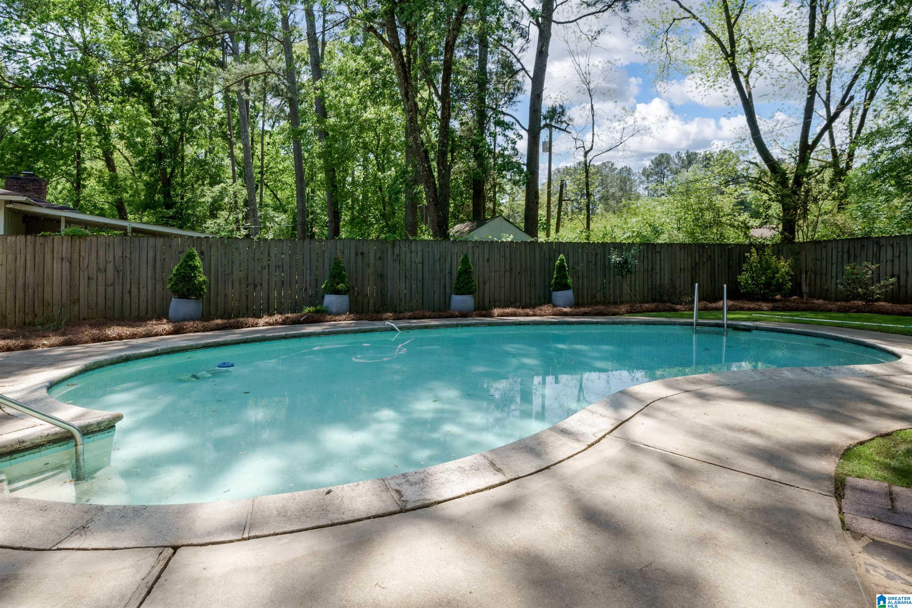 4217 MountainDale Road Birmingham, AL 35213 - Photo 36 of 47