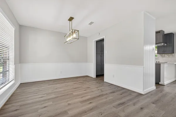 $275,000 | 202 Oak Hollow Street, Conroe, TX 77301