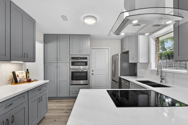 $275,000 | 202 Oak Hollow Street, Conroe, TX 77301