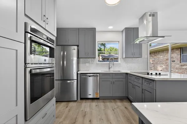 $275,000 | 202 Oak Hollow Street, Conroe, TX 77301