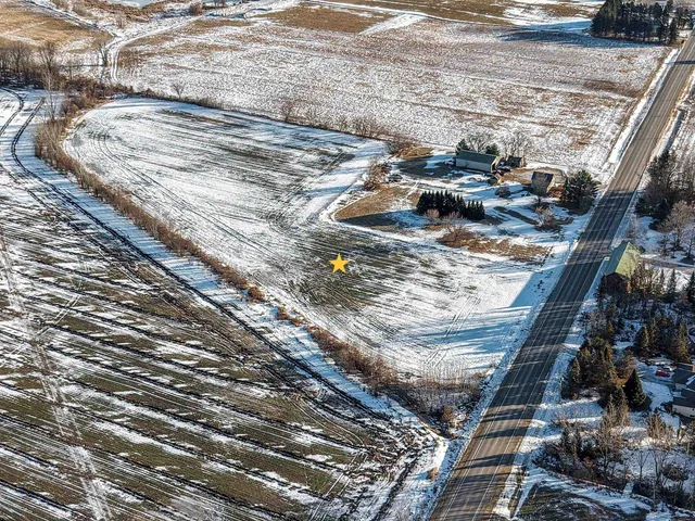 $173,900 | County Road South, Pulaski, WI 54162