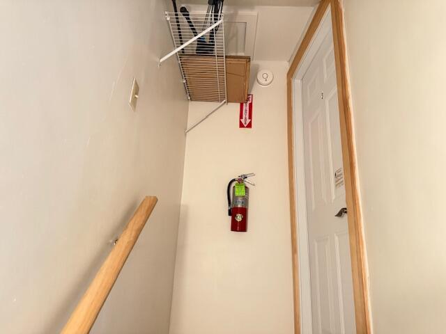 14 Boynton Street Portland, ME 04102 - Photo 18 of 29 Unit 2 - Hallway
