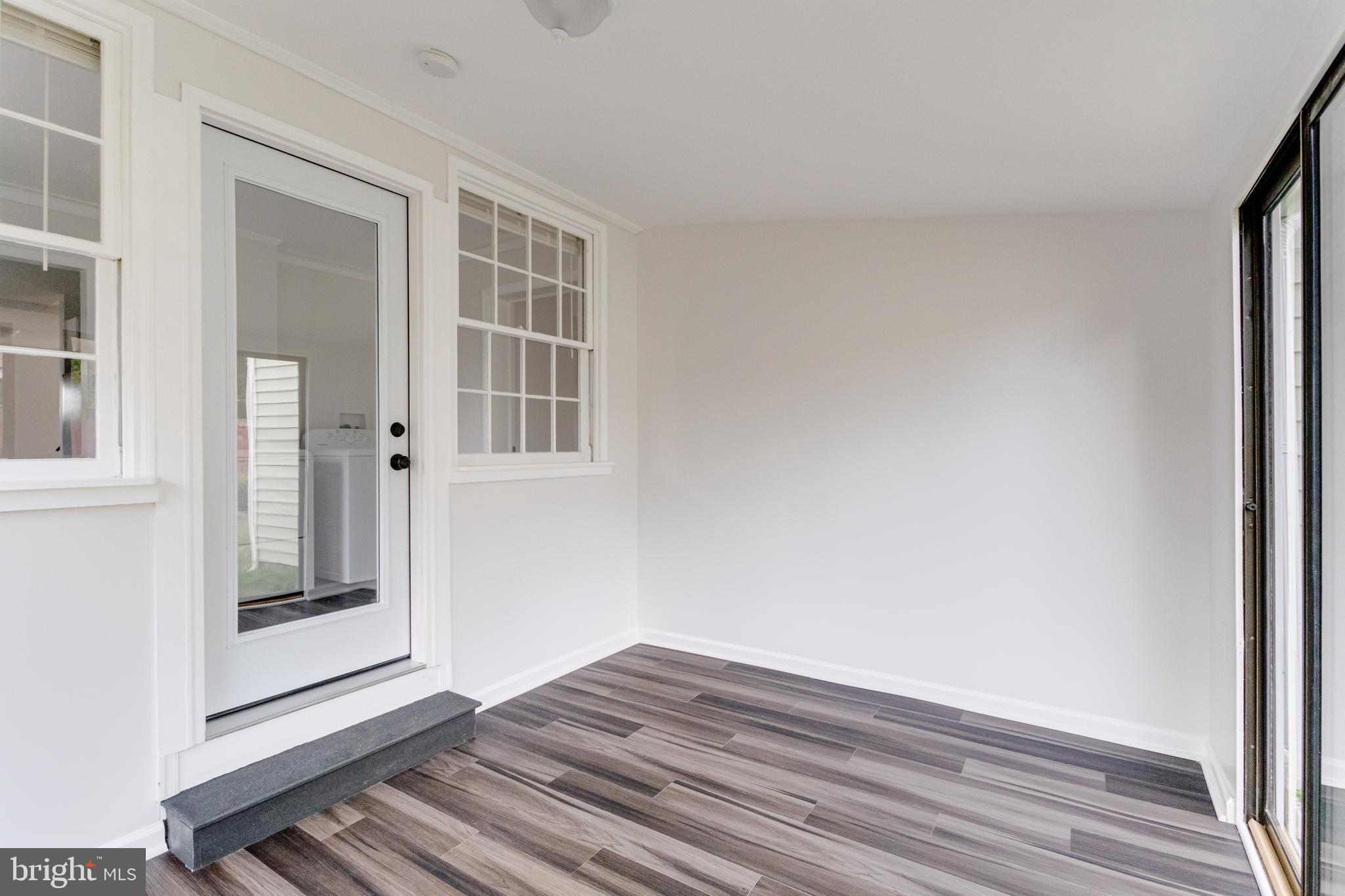 8204 Longpoint Road Dundalk, MD 21222 - Photo 23 of 60