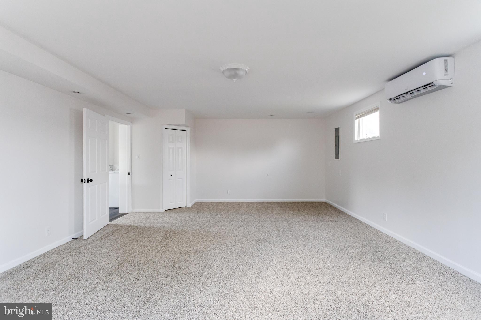8204 Longpoint Road Dundalk, MD 21222 - Photo 29 of 60