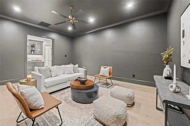 $1,449,900 | 724 Cooper Trail, Weatherford, TX 76087