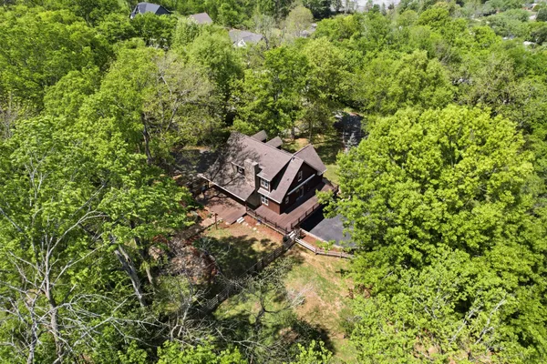 $749,900 | 2105 Alpine Drive, Columbia, TN 38401