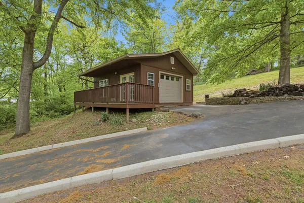$749,900 | 2105 Alpine Drive, Columbia, TN 38401